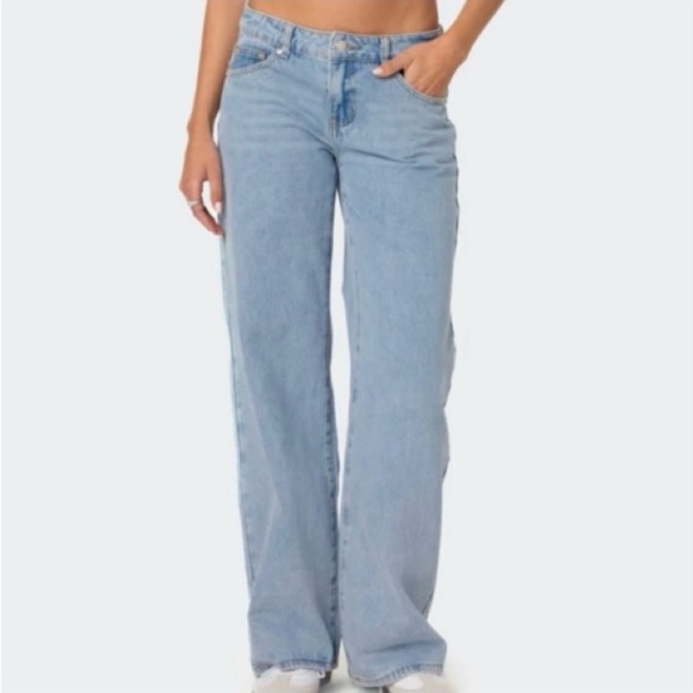 Edikted Raelynn Washed Low Rise Wide Leg Jeans - Color/Blue - Size/ M - NWT